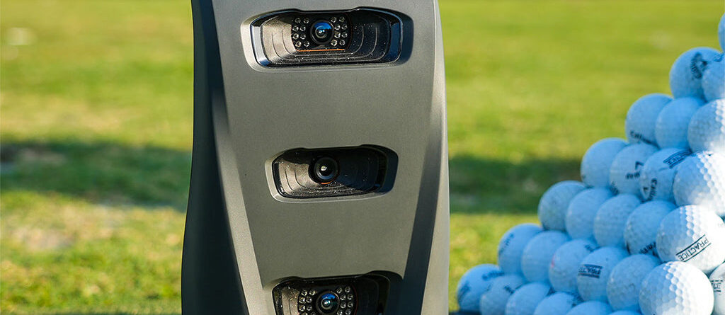 Bushnell Launch Pro Golf Launch Monitor & Simulator (OPEN BOX)